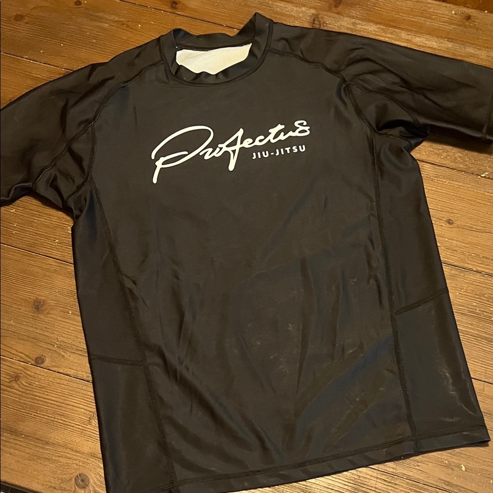 Women's Black Short Sleeve Tee